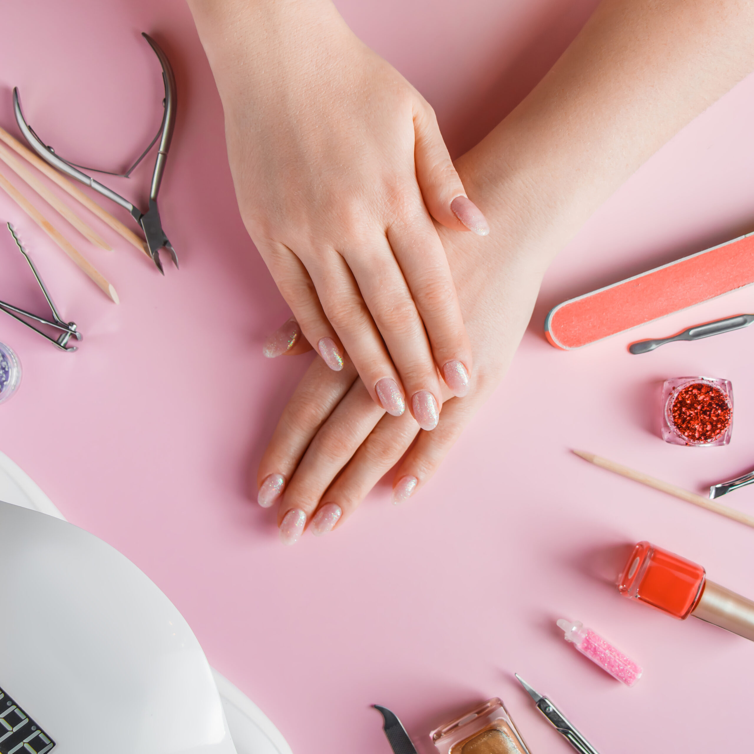 Lire la suite à propos de l’article Formation des ongles : le guide complet pour bien choisir et réussir sa carrière